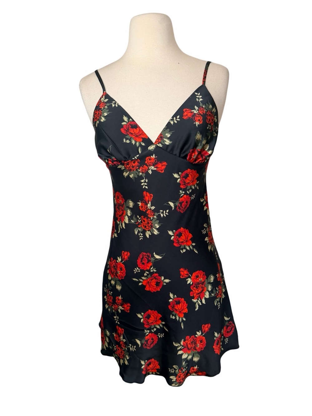 VINTAGE ROSE MINI SLIP DRESS. - Picture 2 of 6
